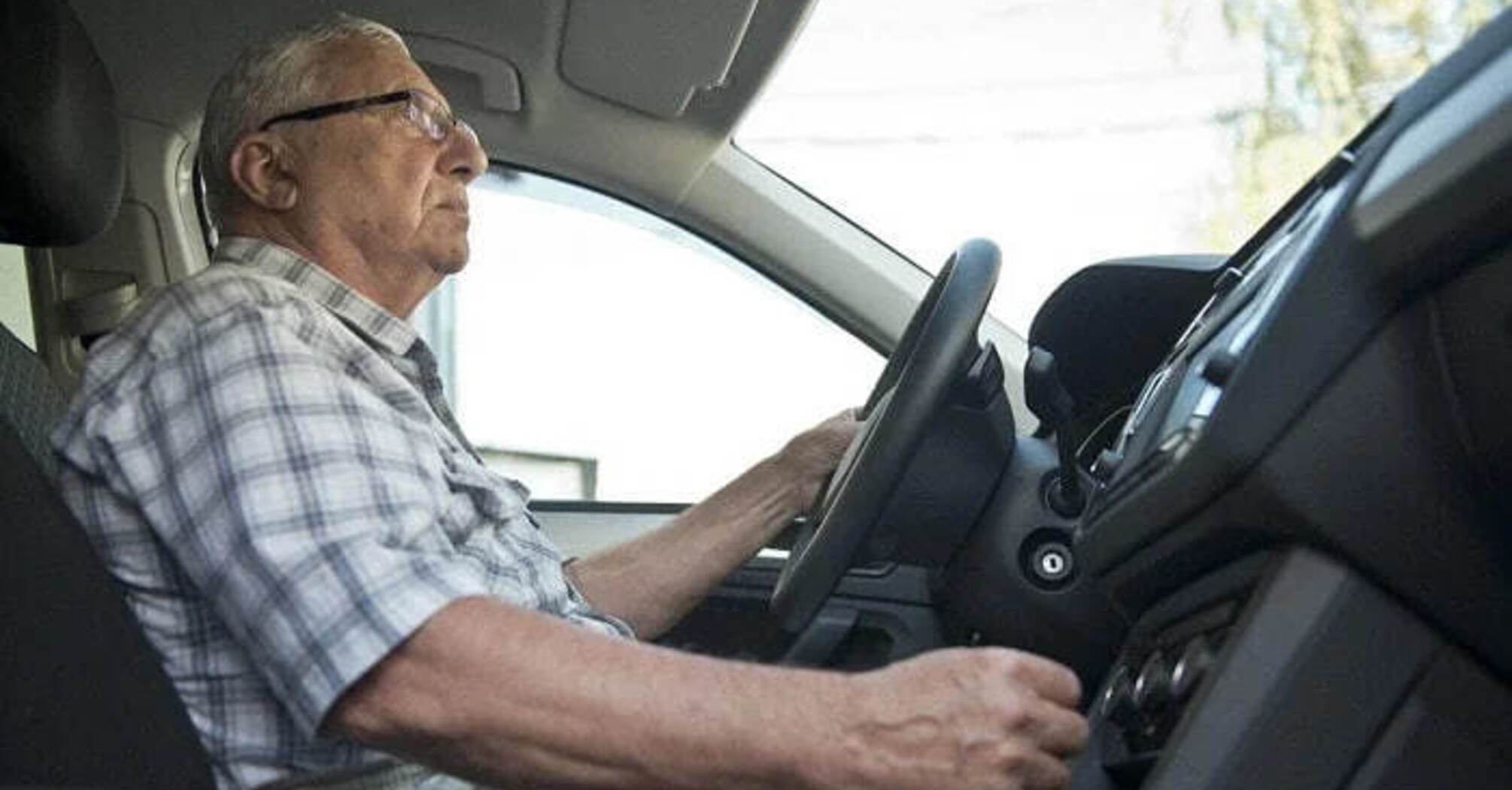 Kierowcy w wieku 65 lat i starsi będą musieli przejść psychologiczny test na prawo jazdy