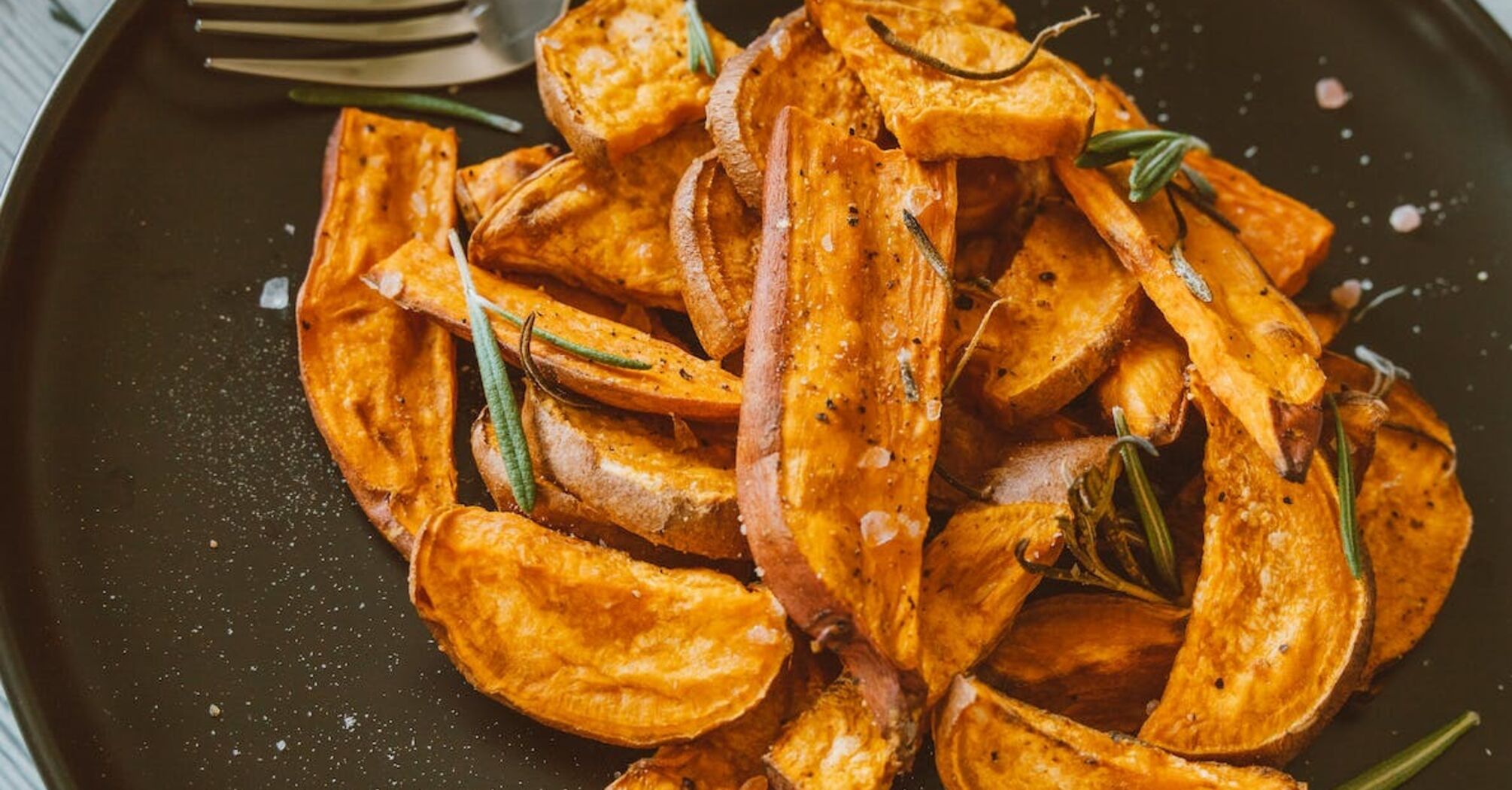 Шеф-кухар розкрив рецепт 'найкращої' хрусткої смаженої картоплі (відео)