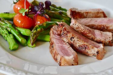 Food expert advises how to cook the 'perfect steak' in the oven