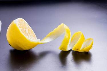 How to use lemon peels without throwing them away