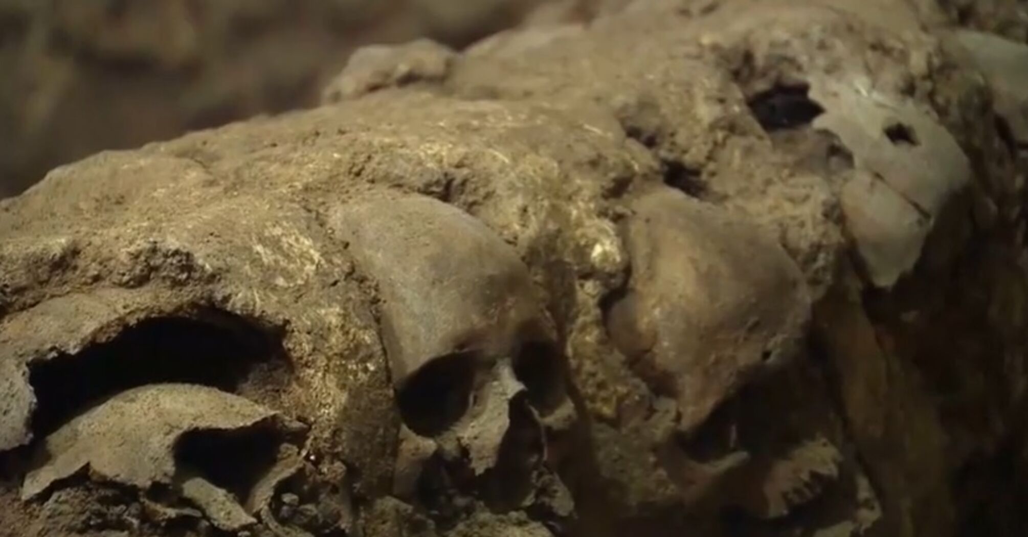У Мексиці знайшли конусоподібні гробниці з останками людей, яким понад 3000 років (фото)