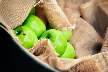 Как дольше хранить яблоки в домашних условиях: лайфхаки