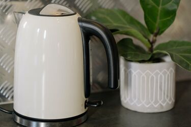 3 harmful habits that can ruin your electric kettle