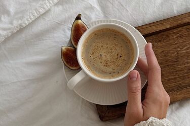 Is it harmful to drink coffee on an empty stomach: what experts say