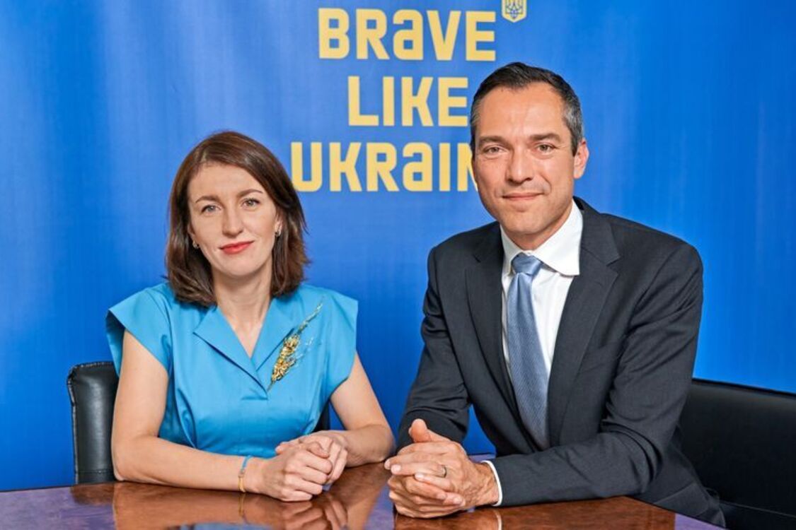 Поддержка и вера в будущее Украины. Самый популярный сервис бронирования жилья подписал меморандум о сотрудничестве после победы