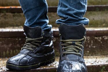 Лайфхаки для швидкої сушки взуття