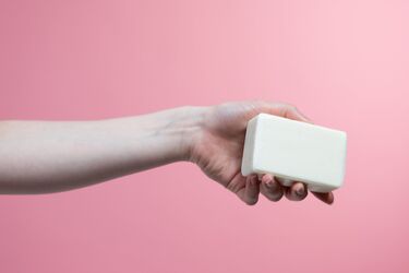 Як використовувати мило не тільки для гігієни: 5 корисних порад