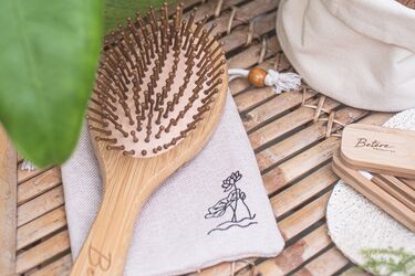 Чому не можна користуватися чужим гребінцем: Прикмети та забобони