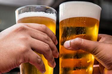 Top 5 krajów na świecie, w których ludzie spożywają najwięcej alkoholu