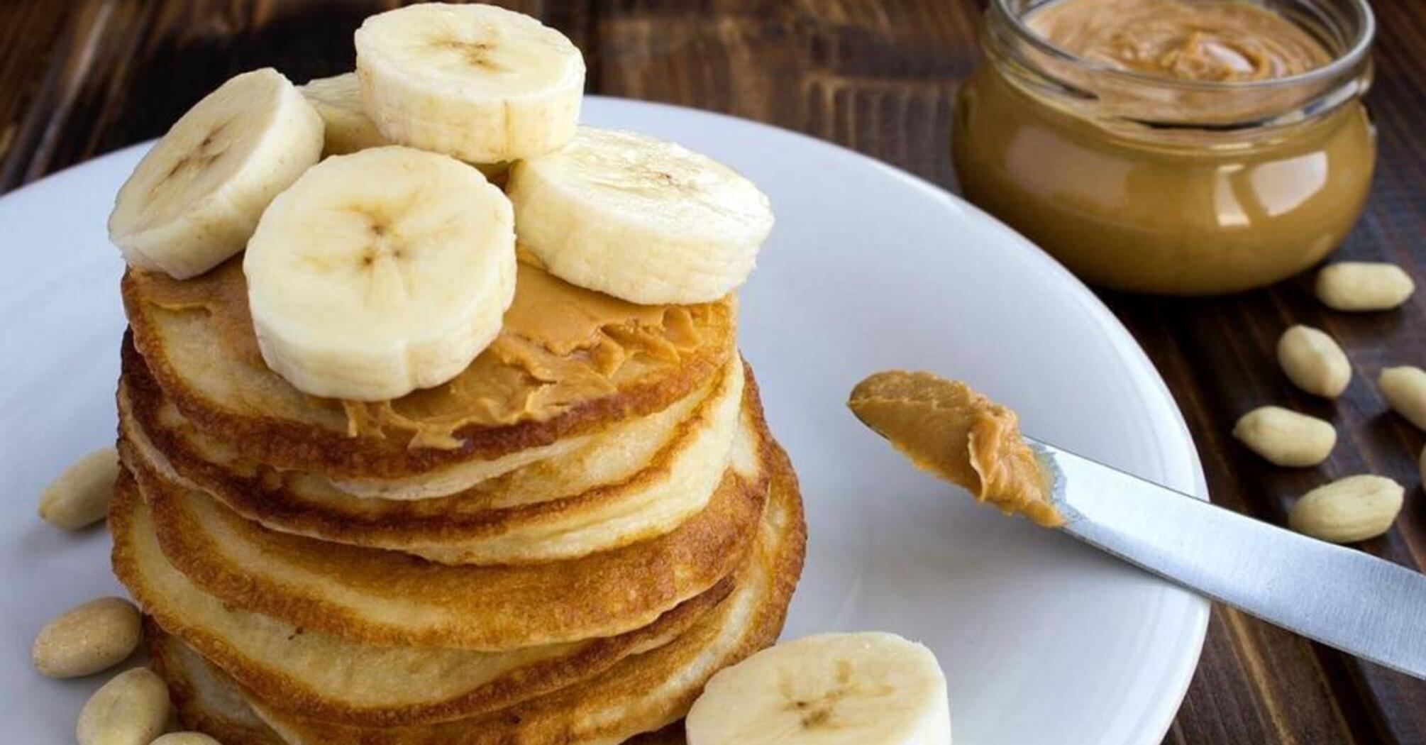 How to make fluffy banana pancakes