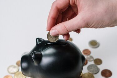 How to save money: 3 life hacks
