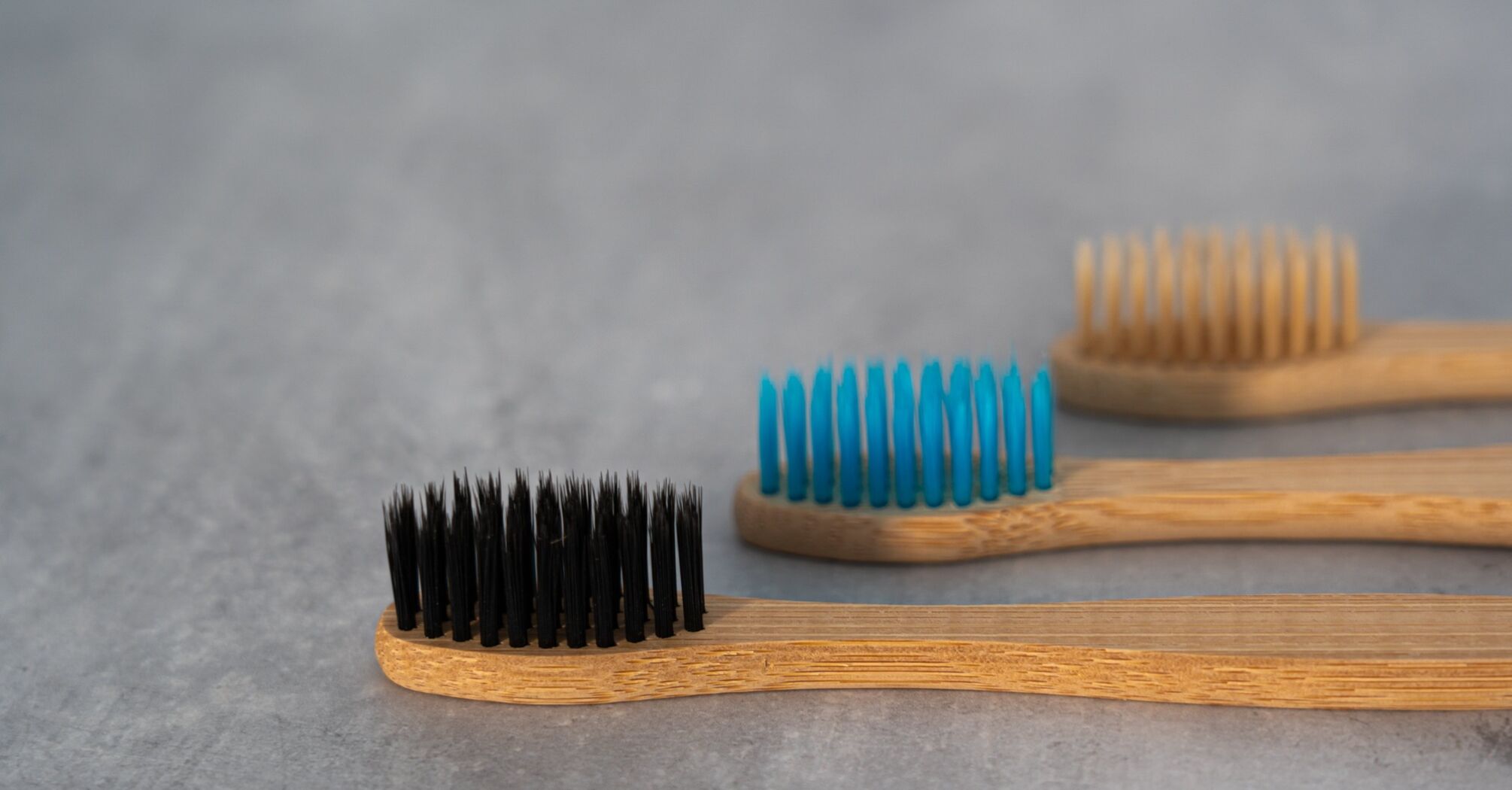 Які речі можна чистити старою зубною щіткою: Лайфхаки для господинь
