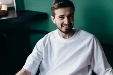 How to restore whiteness to things without bleach: 3 life hacks