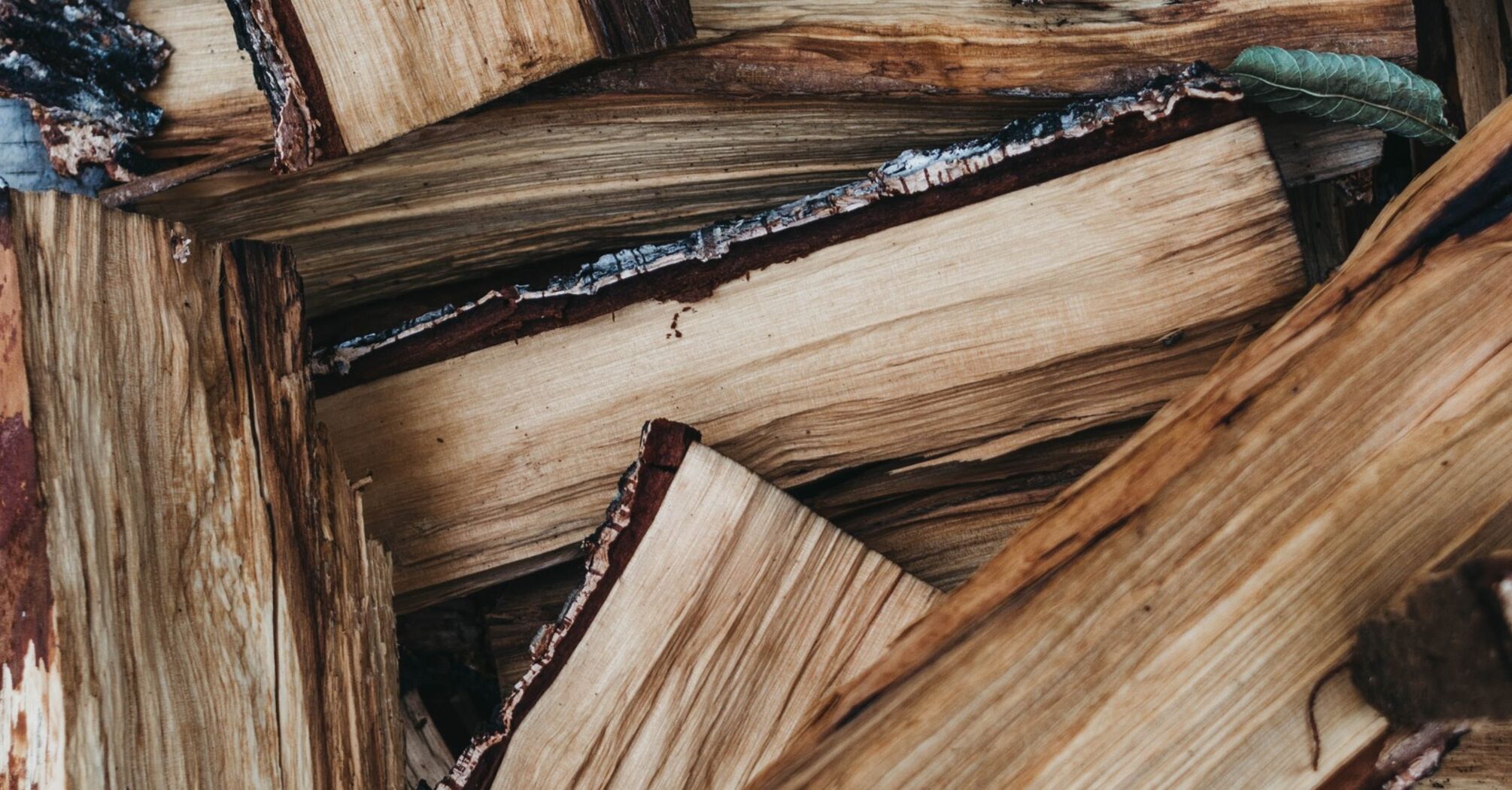 Як продовжити час горіння дров в сауні: Дієві лайфхаки