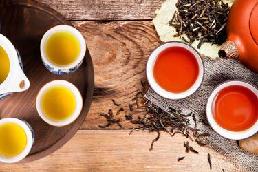 Which type of tea is better for hypertensive and hypotensive patients