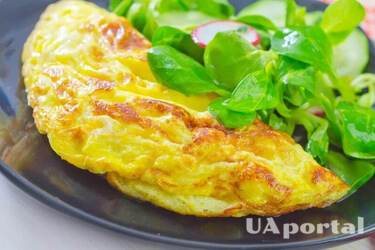 Как сделать омлет из яиц и сыра