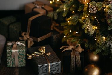 Що подарувати рідним та близьким: 5 ідей для зимових свят