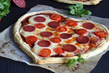 Пицца в форме сердца: пошаговый рецепт на День Валентина