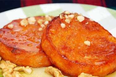 Тыква с медом и орехами: как просто приготовить полезный десерт