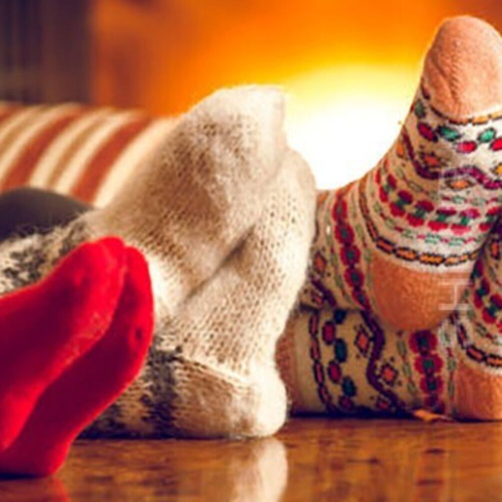 Як дізнатись розмір шкарпеток не одягаючи їх на ноги: простий лайфхак