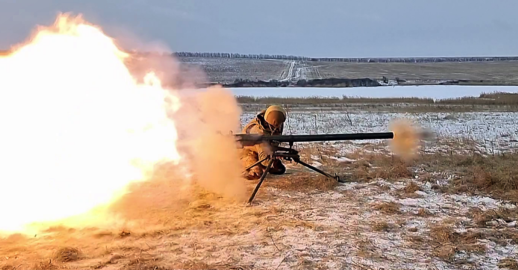Бійці з 40 ОАБр влучним пострілом ліквідували російську САУ 'Мста-С' (відео)