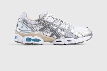 Топ 5 модных кроссовок для обновления вашего гардероба к новому сезону: фото