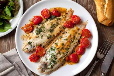 Follow these tips and the hake fillet will not fall apart during frying