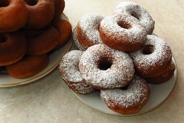 How to make fluffy, non-greasy donuts