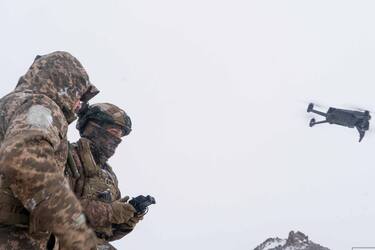 Президентская бригада показала видео ночной охоты на окупантов вблизи Авдеевки