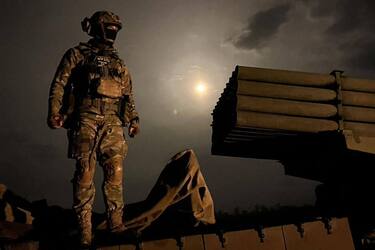 Воины 110 ОМБр показали, как на вражескую зенитную установку 'сошел благодатный огонь' (видео)