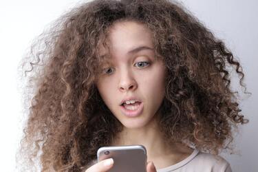 Салон красоты дома: как с помощью одного только средства укрепить волосы и заставить его блестеть