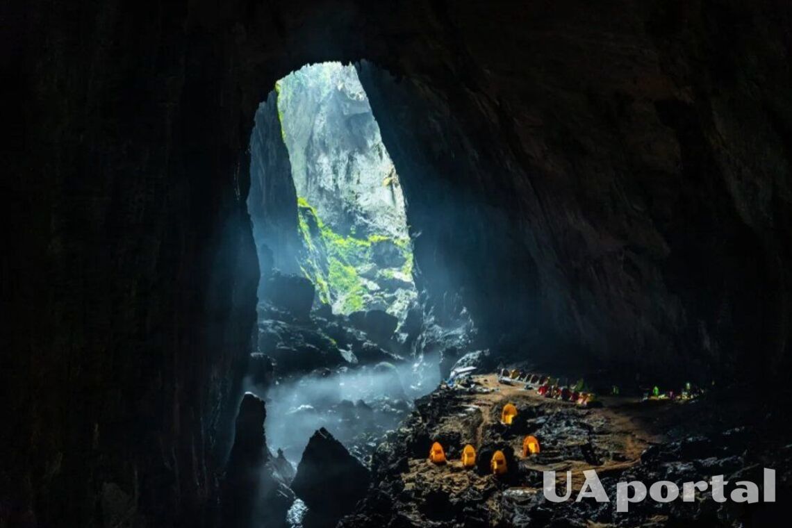A Boeing 747 can fly without touching the walls: scientists finally find the entrance to a giant cave in Vietnam, 2-5 million years old