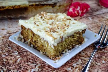 Pineapple Birdie Cake: the easiest recipe for delicious pastries