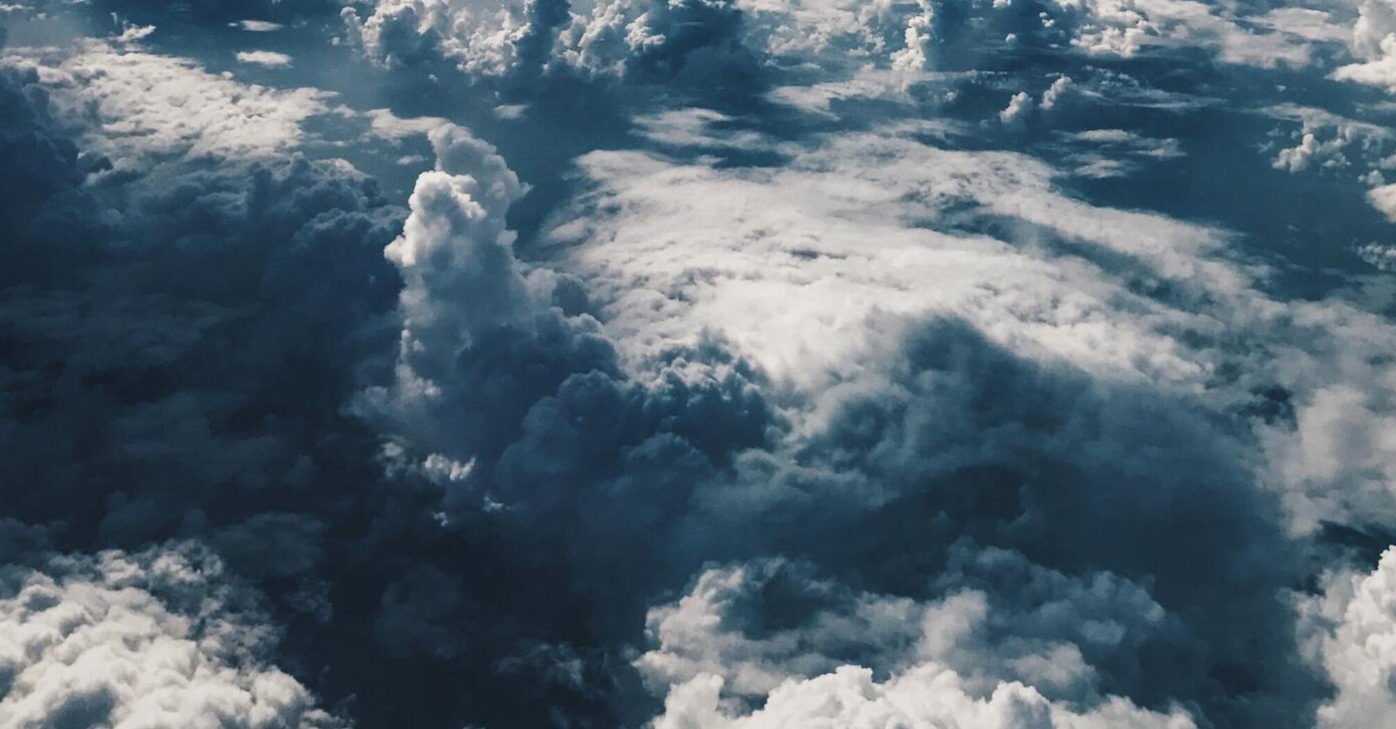 Хмари можуть переносити бактерії, стійкі до ліків – вчені