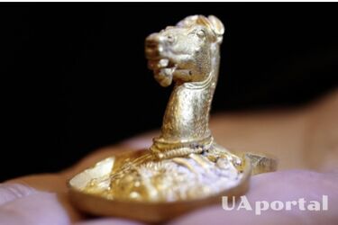 Lots of gold jewellery: 2400-year-old treasure found in Bulgaria