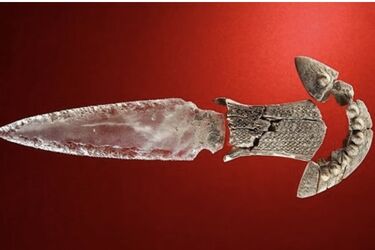 A 5000-year-old crystal dagger found in Spain: an example of the highest craftsmanship