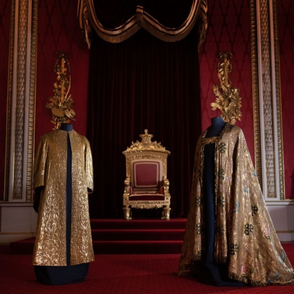 Коронація Чарльза III: для короля та королеви підготували історичний одяг (фото)