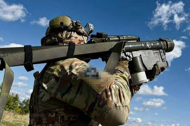 Бойцы ССО показали эффективное уничтожение с М777 пулеметного расчета россиян возле Бахмута (видео)