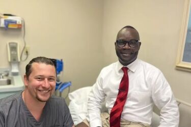 Житель США подхватил инфекцию, которая 'ест' его мышцы после того, как его укусил родственник