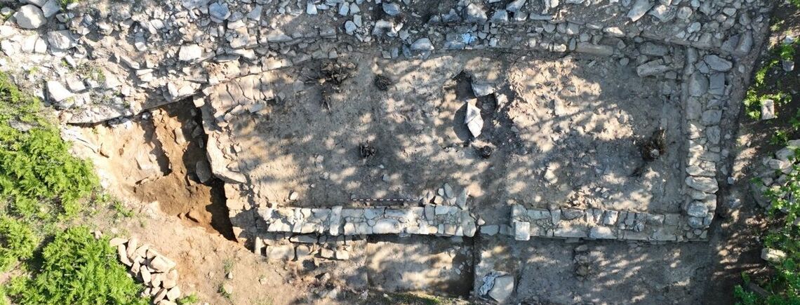 В Іспанії знайшли старовинний кам'яний пеніс, що мав 'насильницьку мету' (фото)
