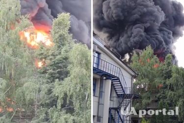A massive fire broke out at the Central Mechanical Repair Plant in Moscow (video)