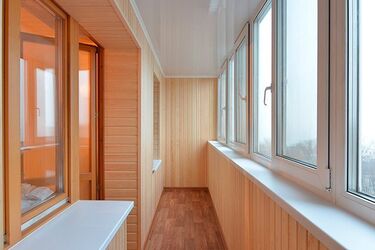 Балкони під ключ: Якісне рішення для вашого будинку