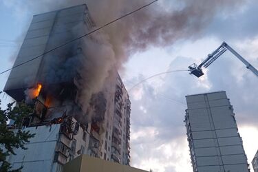 Gas explosion in a 16-storey building in Kyiv kills one person, rescues 18 (photos and video)