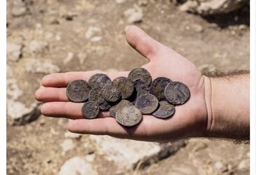 В Израиле нашли поддельные монеты возрастом 3000 лет, которые оказались первым примером финансового мошенничества.