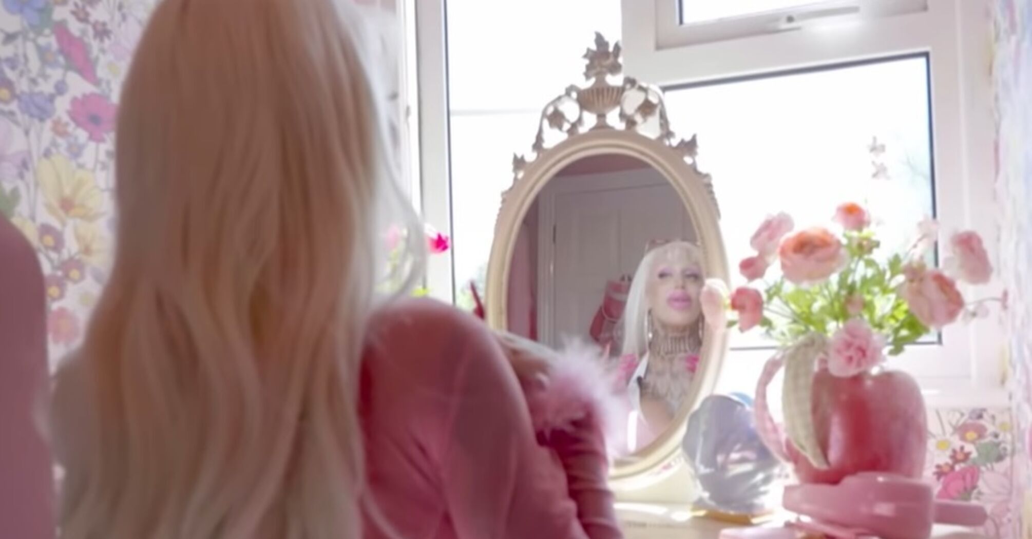 Woman spent $130,000 to look like Barbie: before and after photos