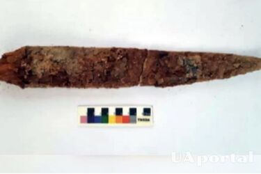 A 2500-year-old dagger belonging to a hitherto unexplored civilisation is found in India
