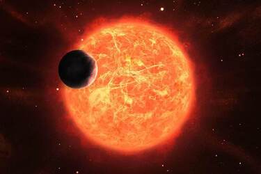 Вчені з'ясували, як планета 8 Малої Ведмедиці змогла вижити незважаючи на поглинання зіркою