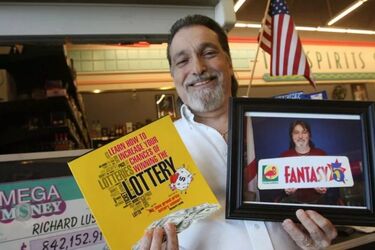 Мільйонер вивів формулу, яка допомогає вигравати значні гроші у в лотереях