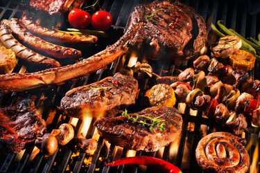 Вчені розповіли, як правильно смажити м'ясо на барбекю