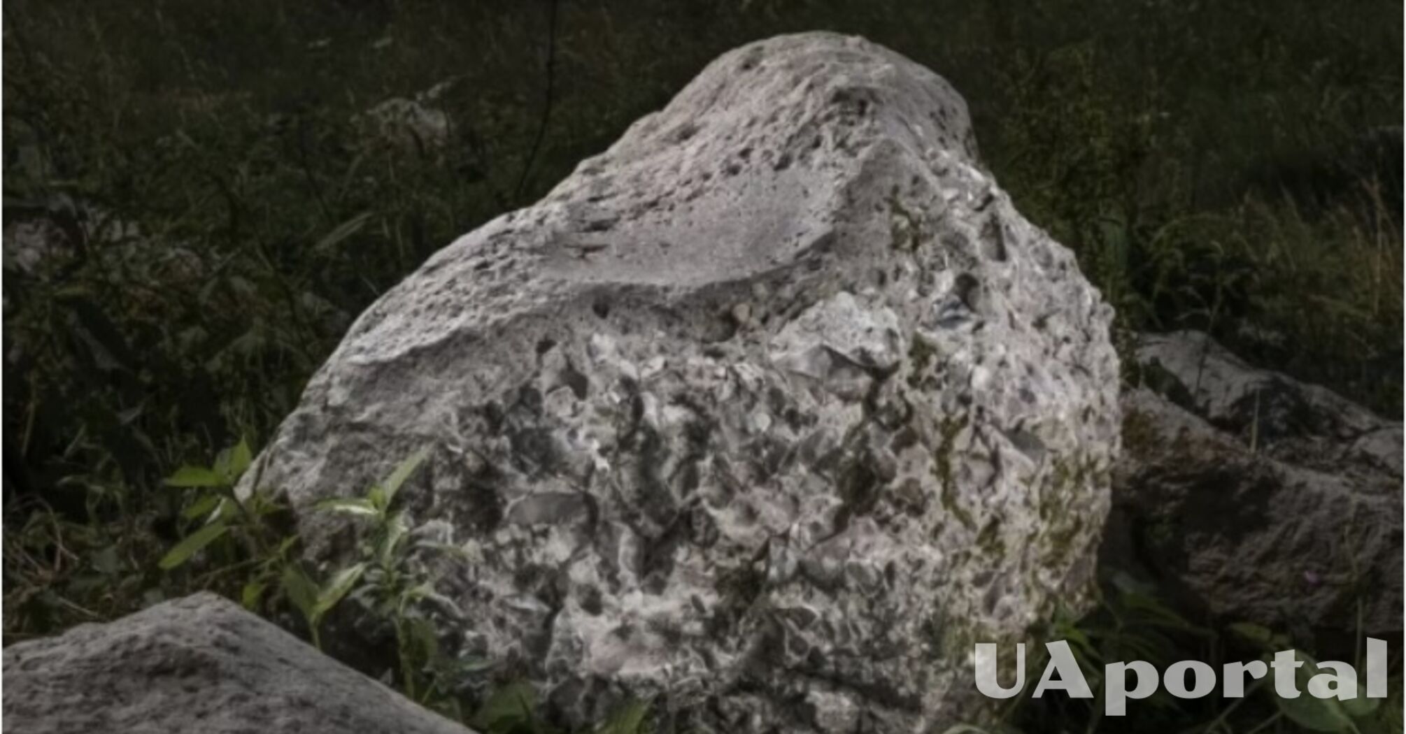 У Великій Британії знайшли валун кам‘яного віку для виготовлення наконечників для сокир віком 5000 років 